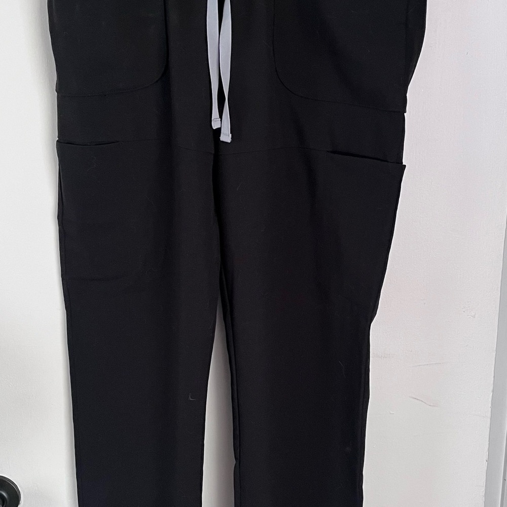 Women’s Fig Scrub Pants Size Medium Tall